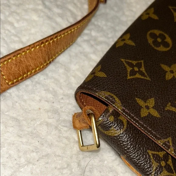 Louis Vuitton Musette Tango Crossbody – Project Piece (SP1929): - Picture 12 of 17